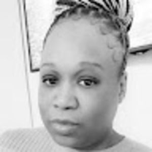 Meet your Posher, Simone